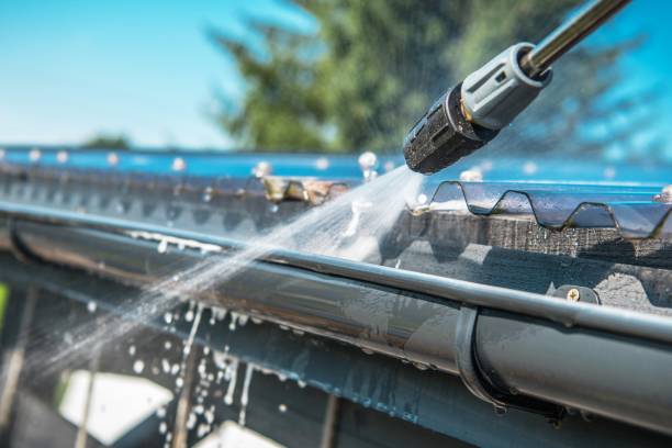 Why Choose Our Certified Pressure Washing Experts for Your Project Needs in Leitchfield, KY?